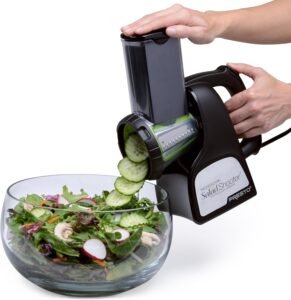 Electric salad chopper/grinder